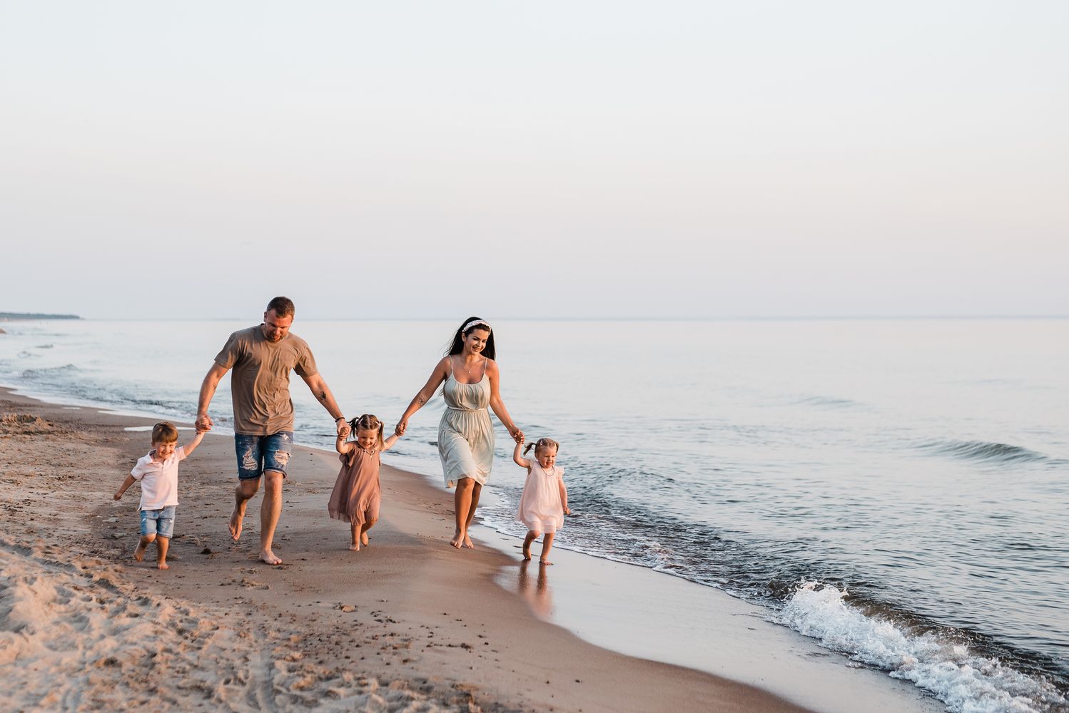 Trynukų mama Simona Lipnė atvirai apie kasdienybę: kaip gyvena, ką valgo, kur pramogauja ir apsiperka