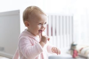 Iki pirmojo žodžio: specialistė įvardijo ką svarbu žinoti apie kūdikių kalbos raidą