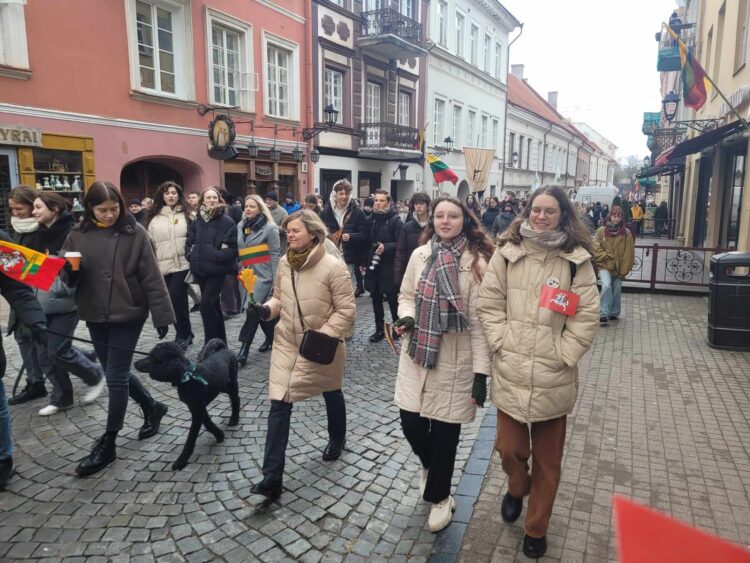 Dvikalbystė yra didžiulė dovana ir turtas, o ne problemų šaltinisׅ